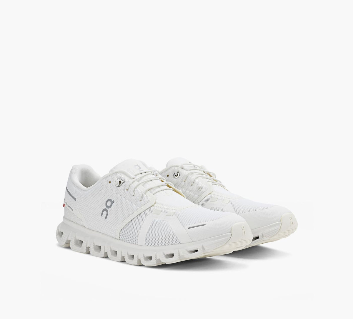 ON CLOUD6 in WHITE view 2