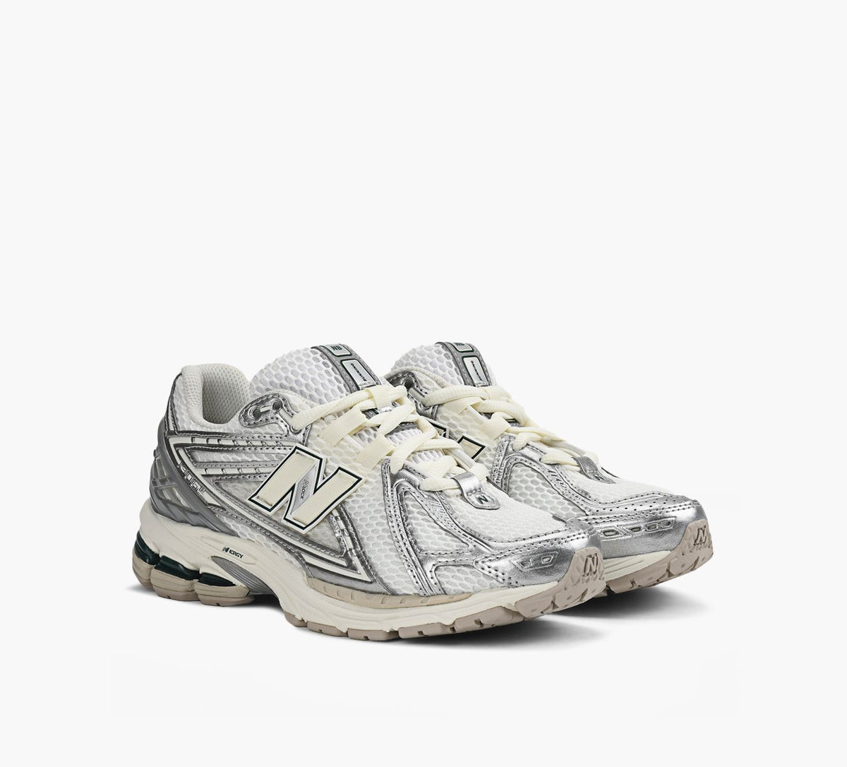 NEW BALANCE 1906R in WHITE view 2