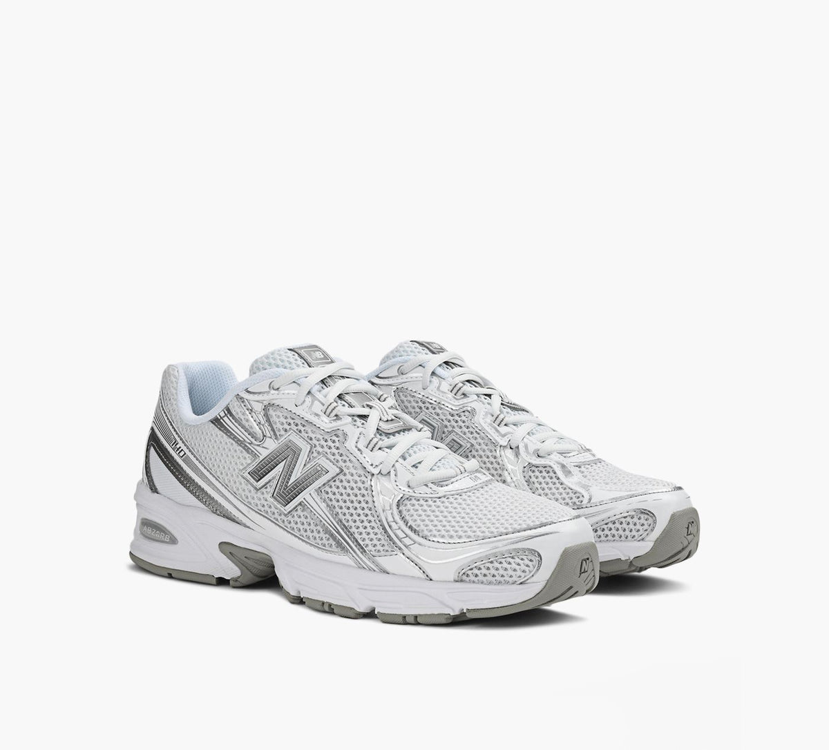 NEW BALANCE 740 in WHITE view 2