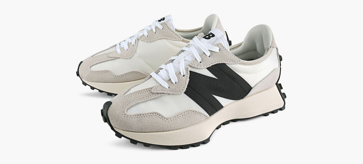 NEW BALANCE 327 en BLANC vue 4
