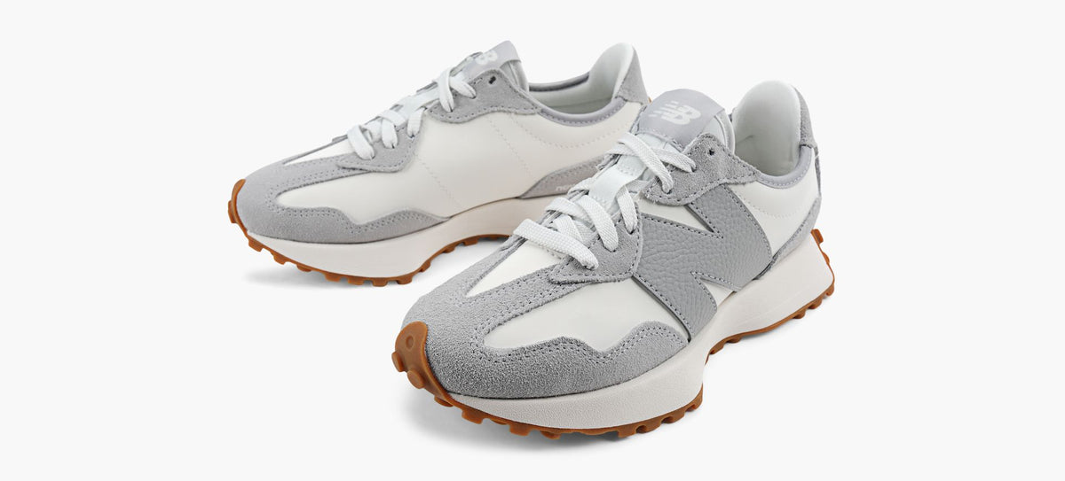 NEW BALANCE 327 in GREY view 4