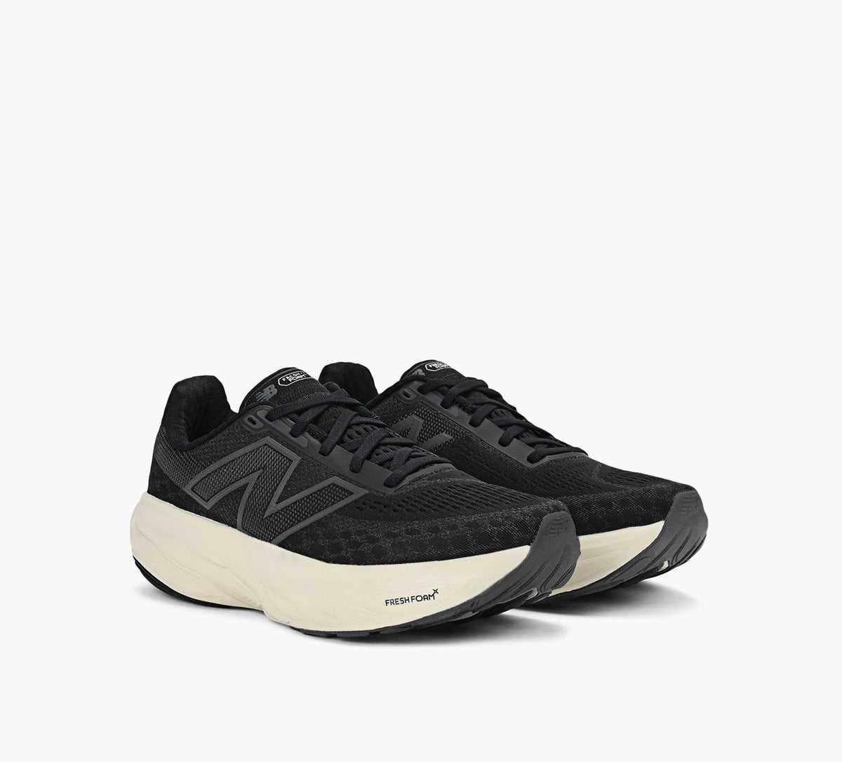 NEW BALANCE 1080 in BLACK view 2