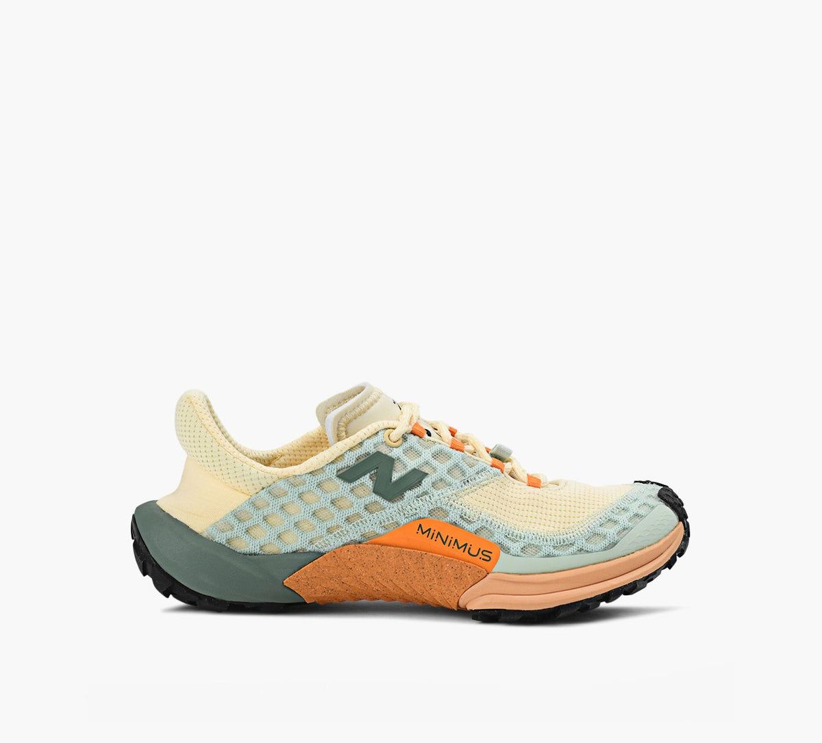 NEW BALANCE MinimusTrail in MULTICOLOUR