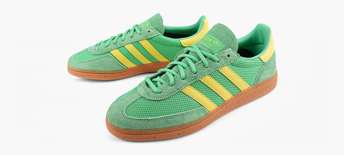 ADIDAS HANDBALLSPEZIAL in GREEN view 4
