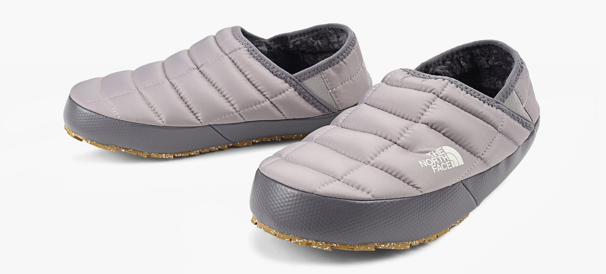 THE NORTH FACE THERMOBALLTRACTIONMULEV in TAUPE view 4
