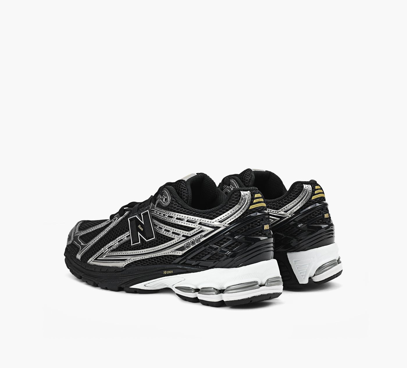 NEW BALANCE 1906R in BLACK view 3