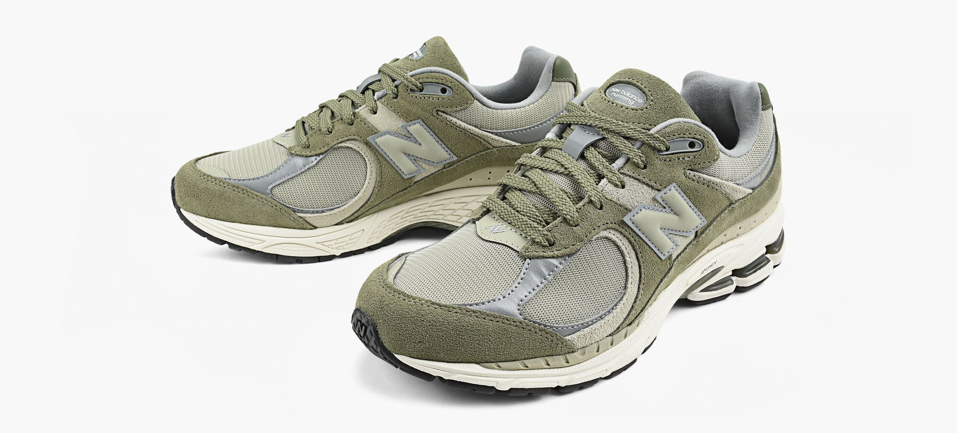 NEW BALANCE 2002R in KHAKI view 4