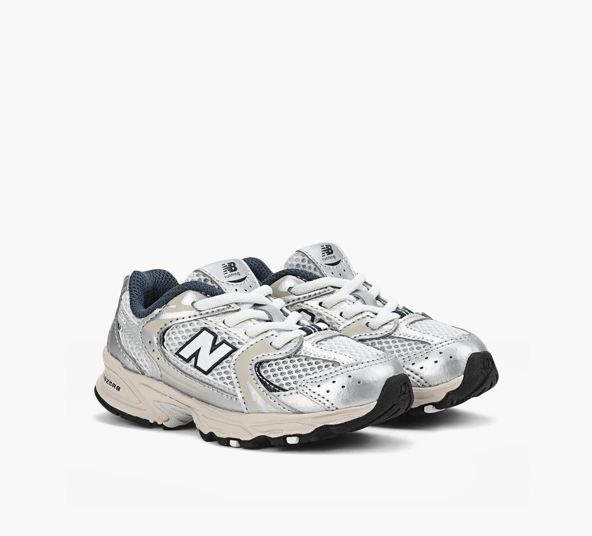 NEW BALANCE 530 in WHITE view 2