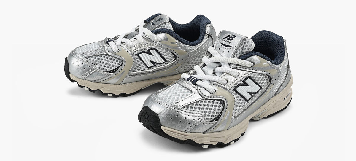 NEW BALANCE 530 en BLANC vue 4