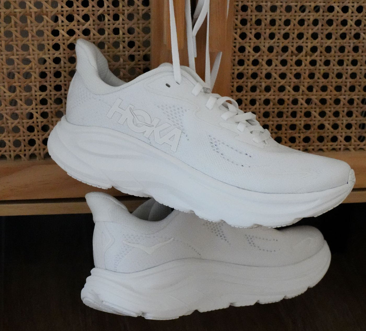 HOKA CLIFTON10 in WHITE view 7