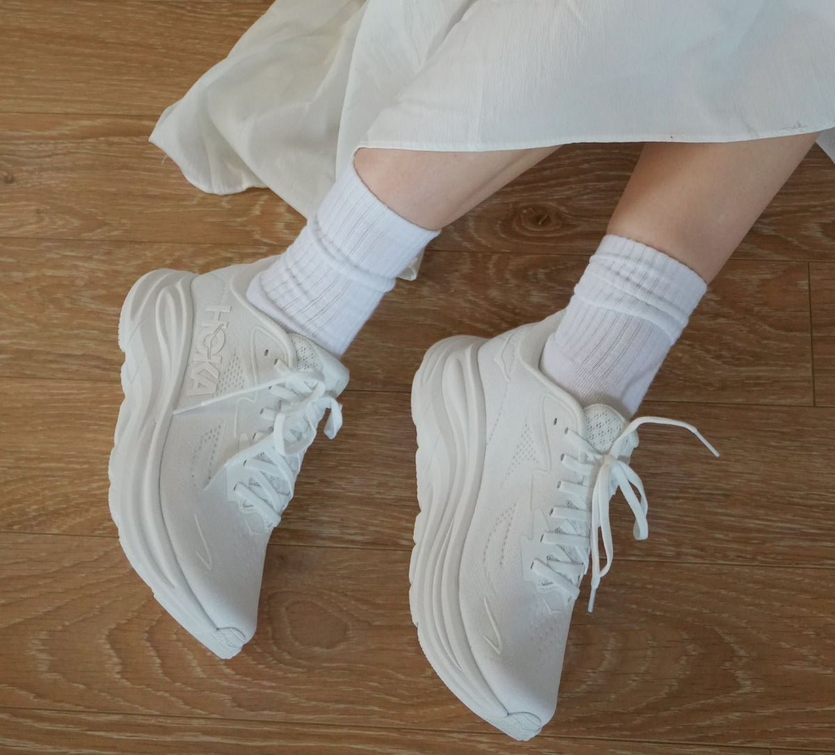 HOKA CLIFTON10 in WHITE view 8