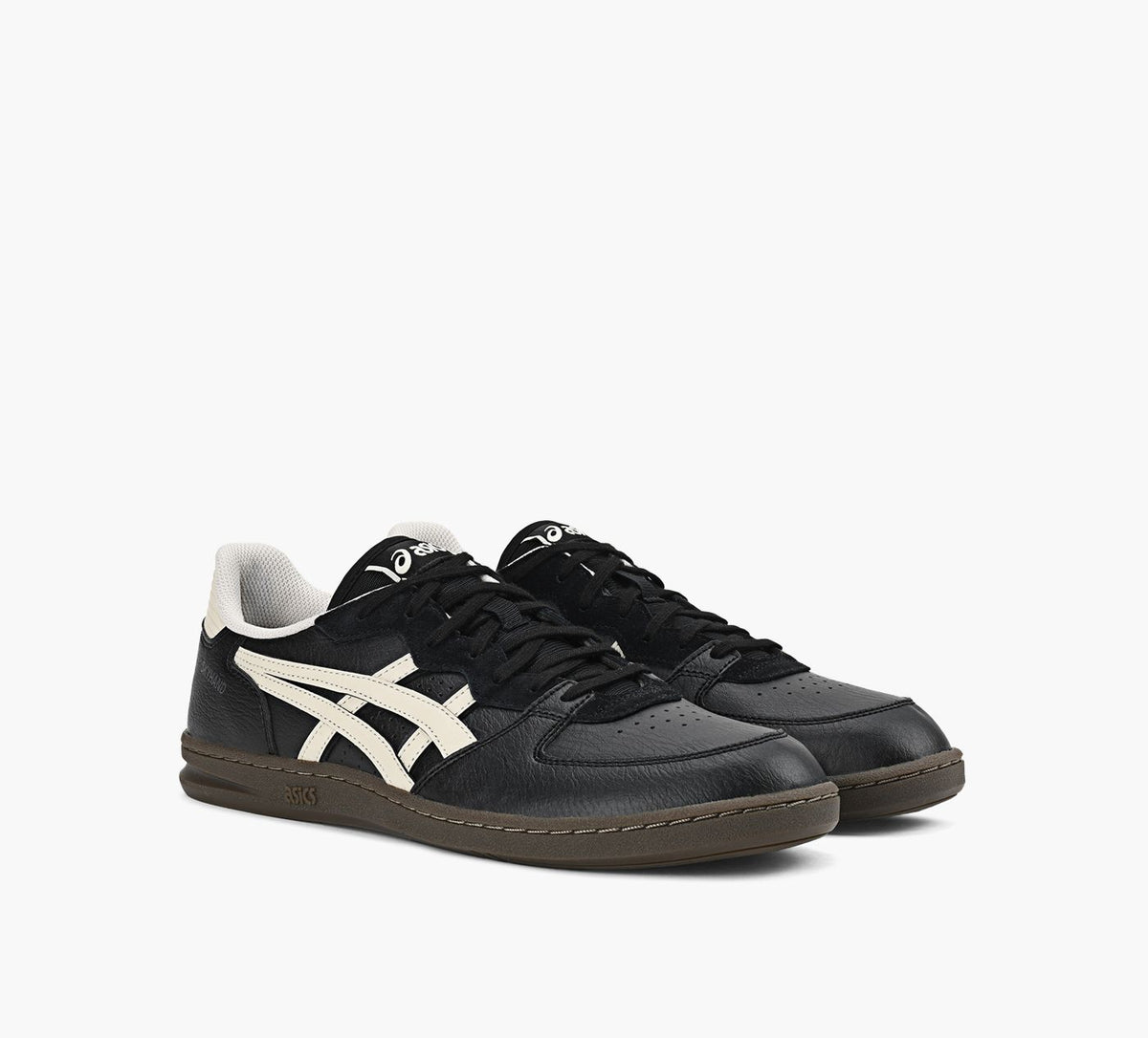 ASICS SKYHANDOG in BLACK view 2