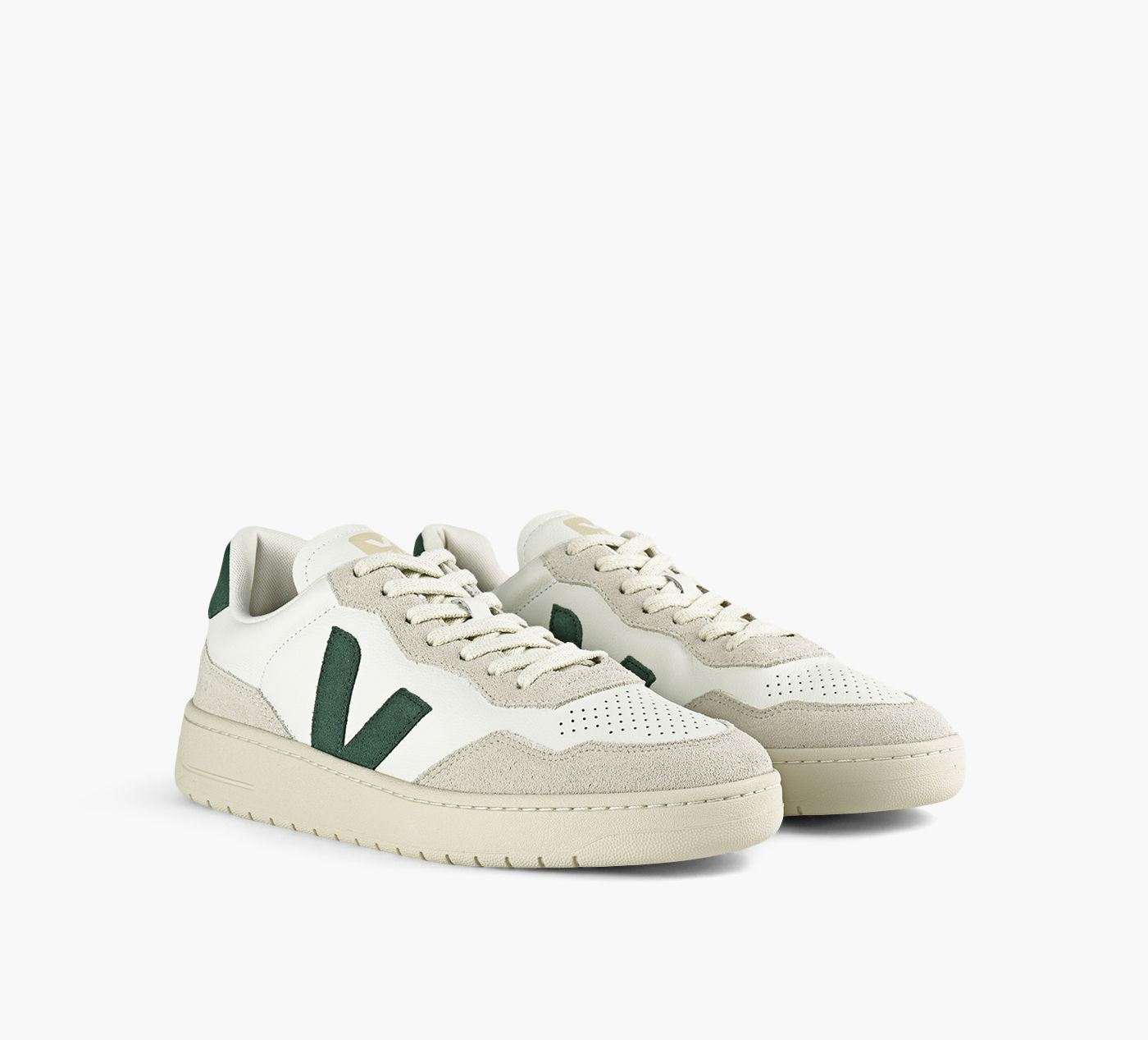 VEJA V90 in WHITE view 2