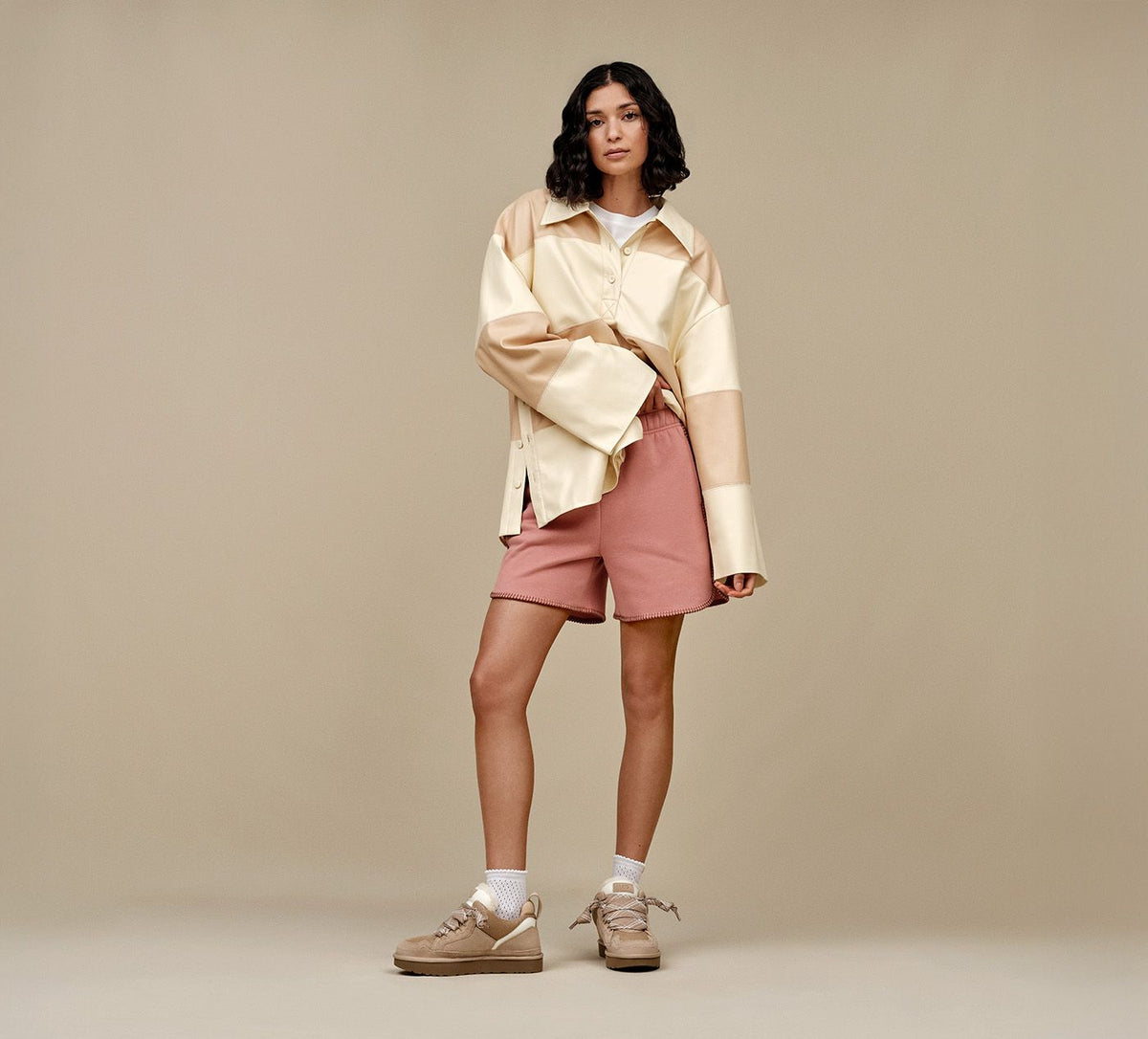 UGG LOLOWMEL en BEIGE vue 1c