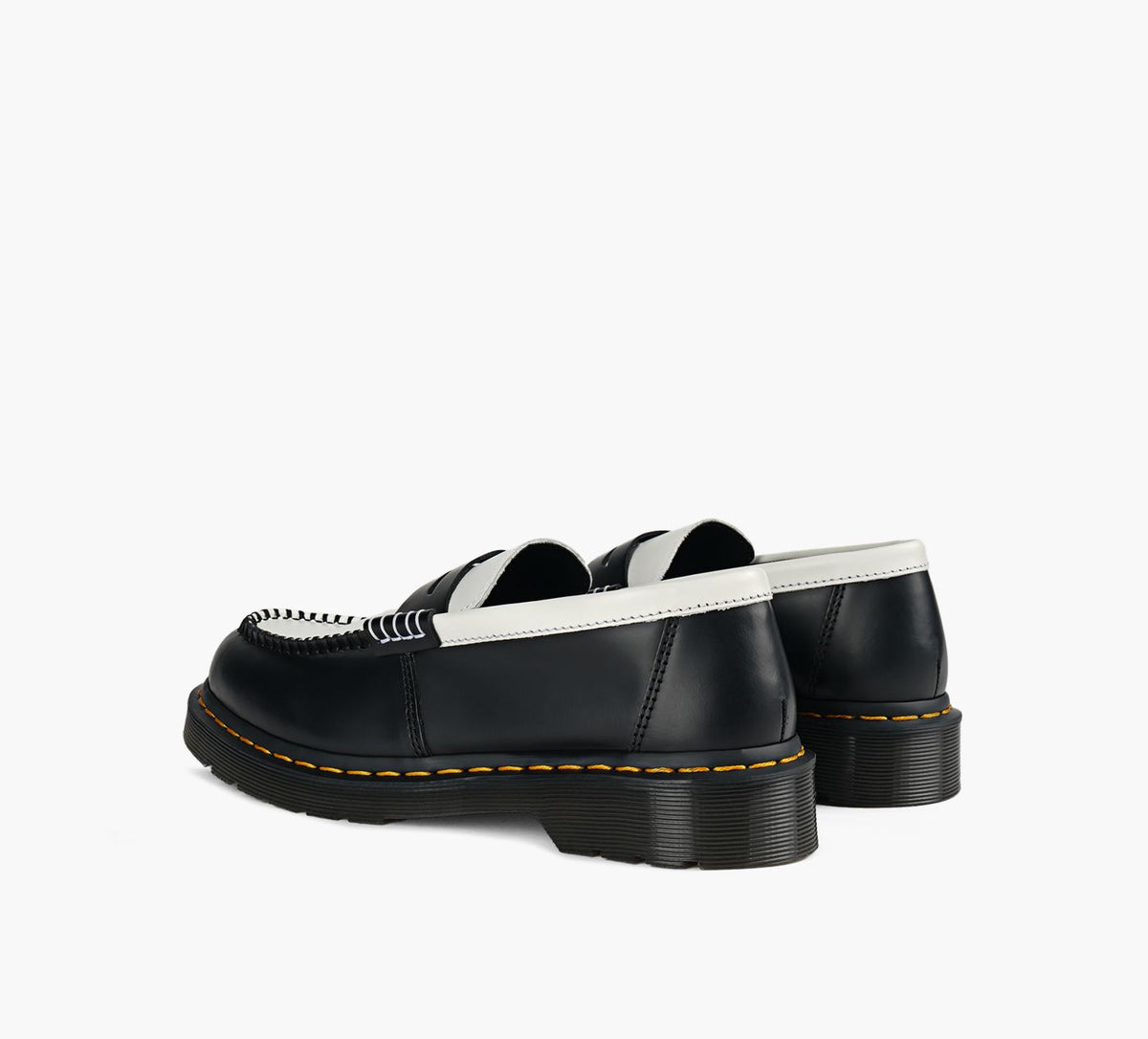 DR. MARTENS PENTON in BLACK view 3