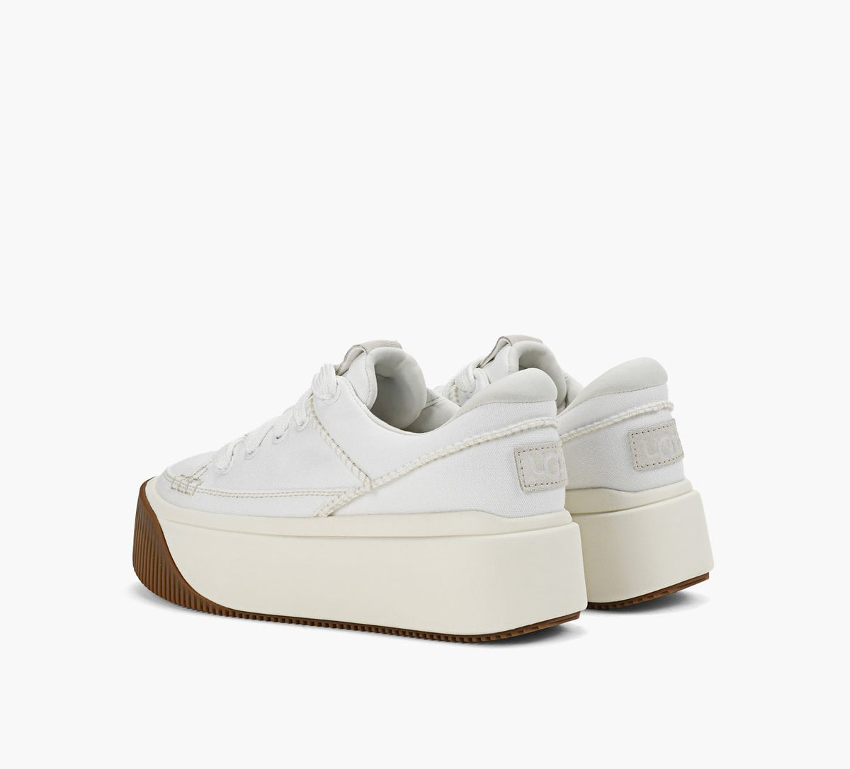 UGG EZDUZZITLACE in WHITE view 3