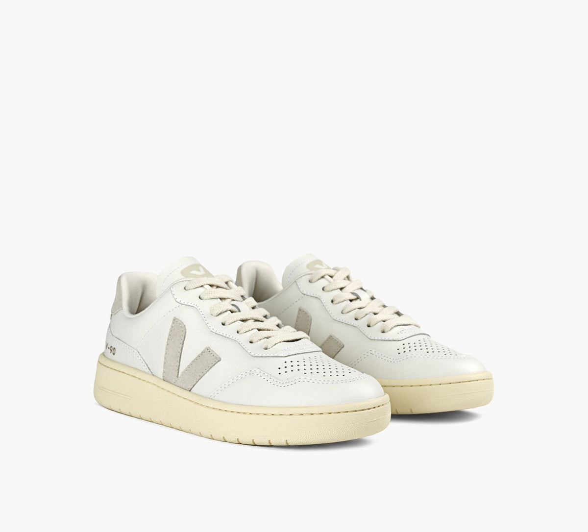 VEJA V90 in WHITE view 2