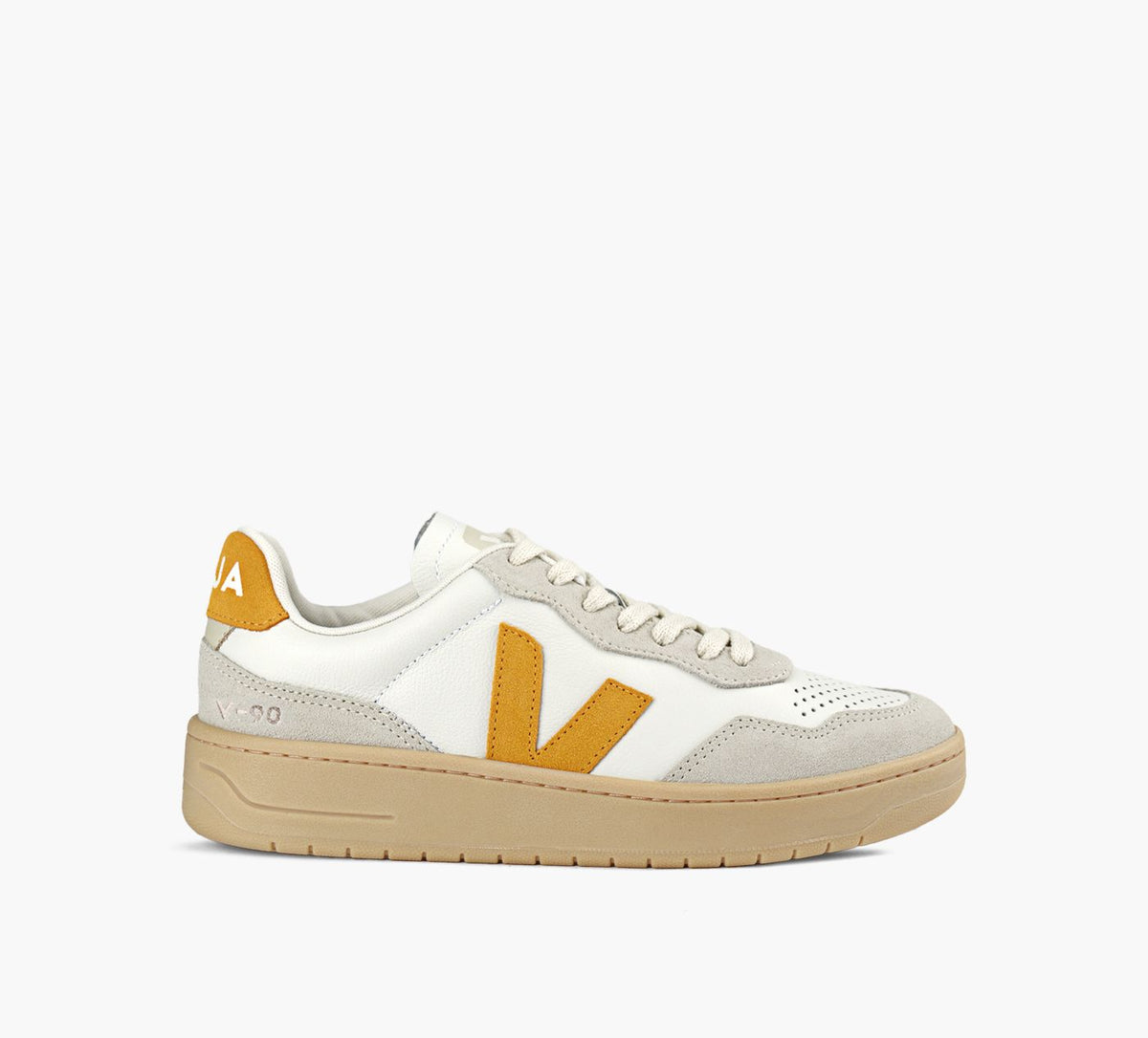 VEJA V90 in WHITE