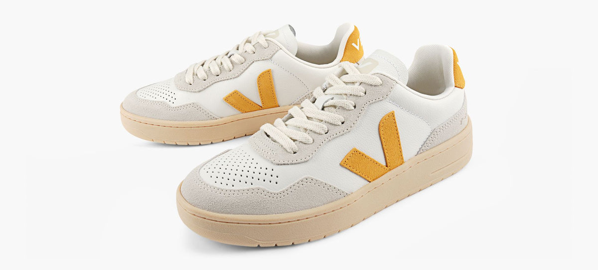 VEJA V90 en BLANC vue 4