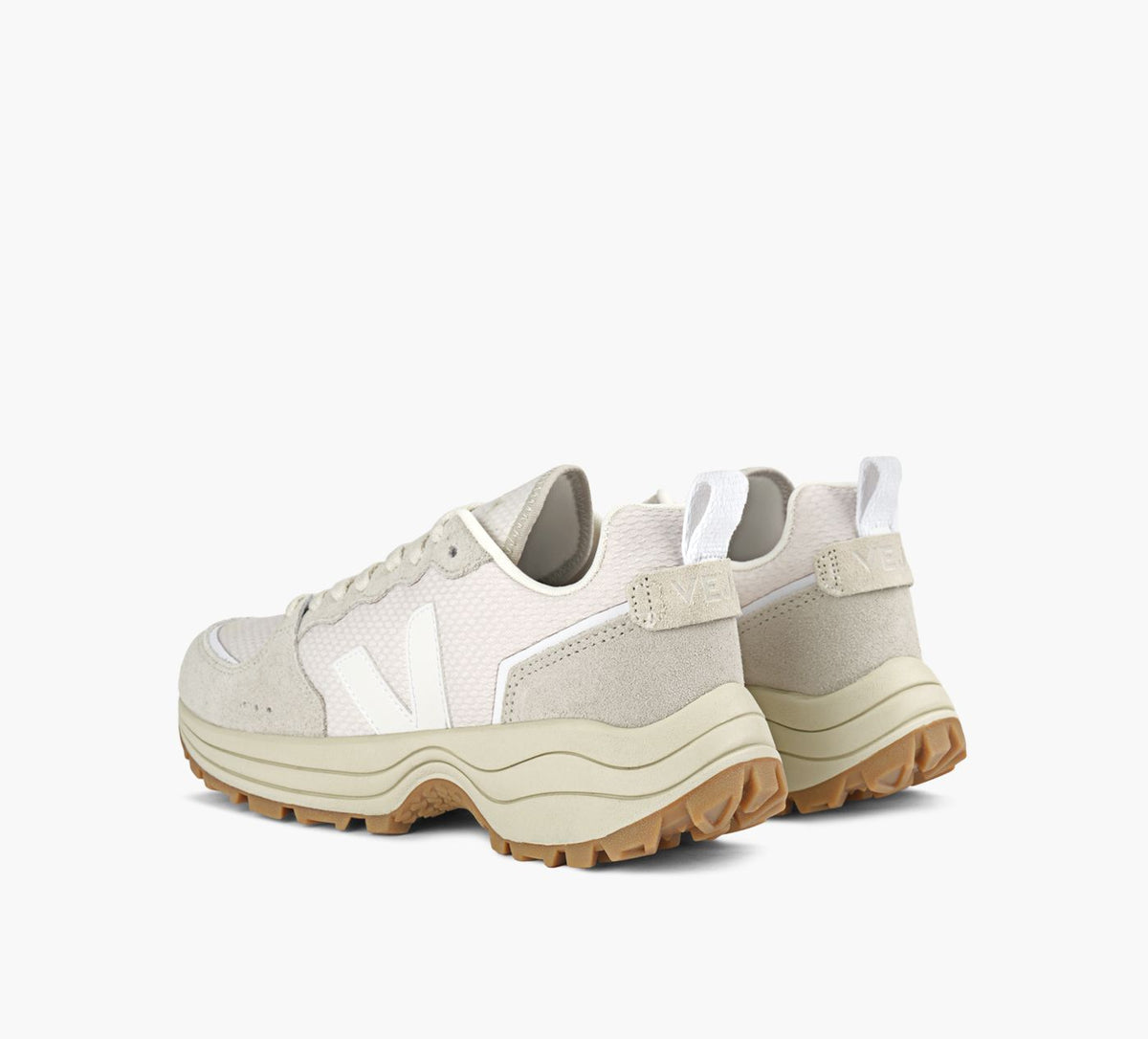 VEJA VENTURIII in WHITE view 3
