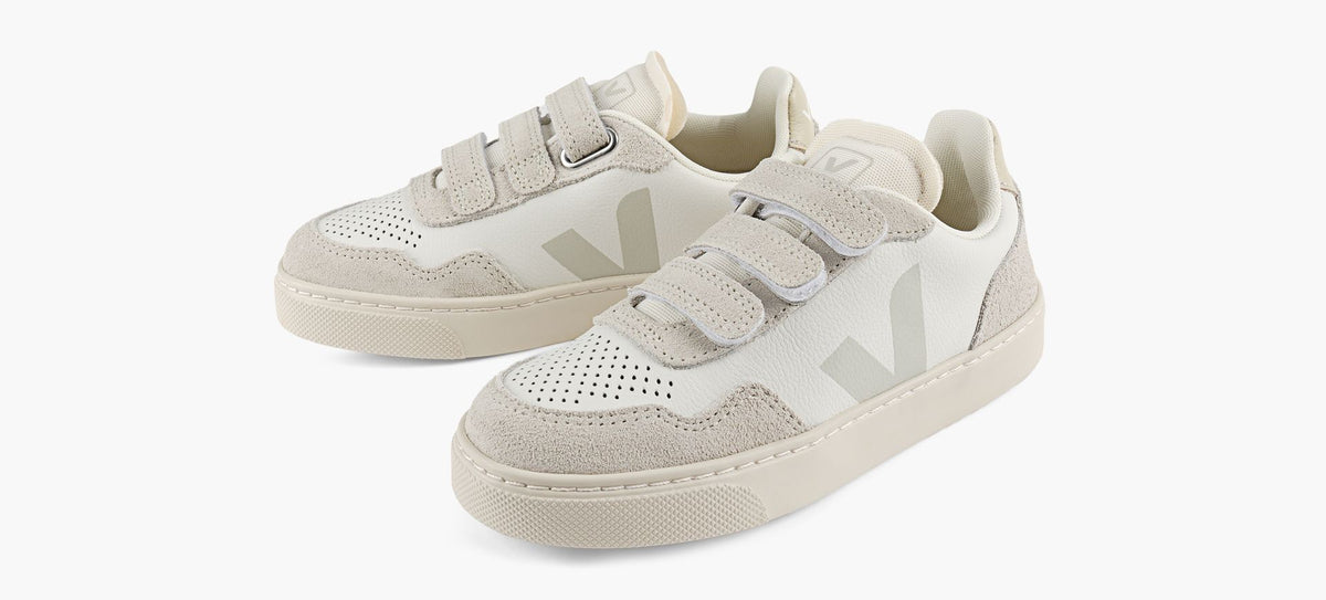 VEJA V90 en BLANC vue 4