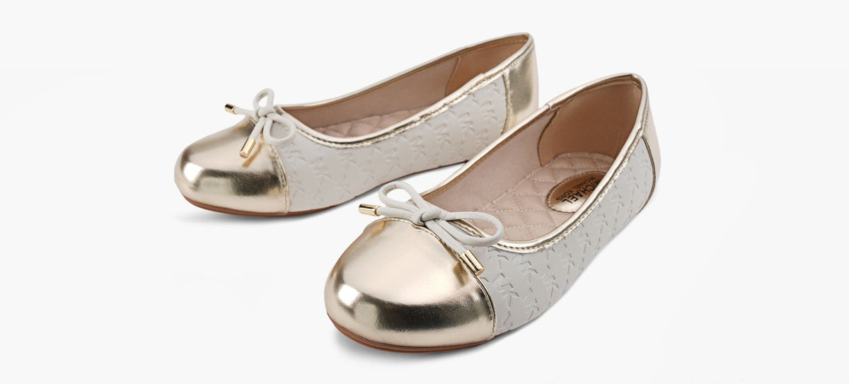 MICHAEL KORS KENYABOUCLE en TAUPE vue 4