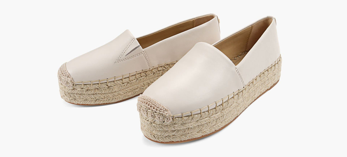 MICHAEL KORS LYNNESPADRILLE in TAUPE view 4