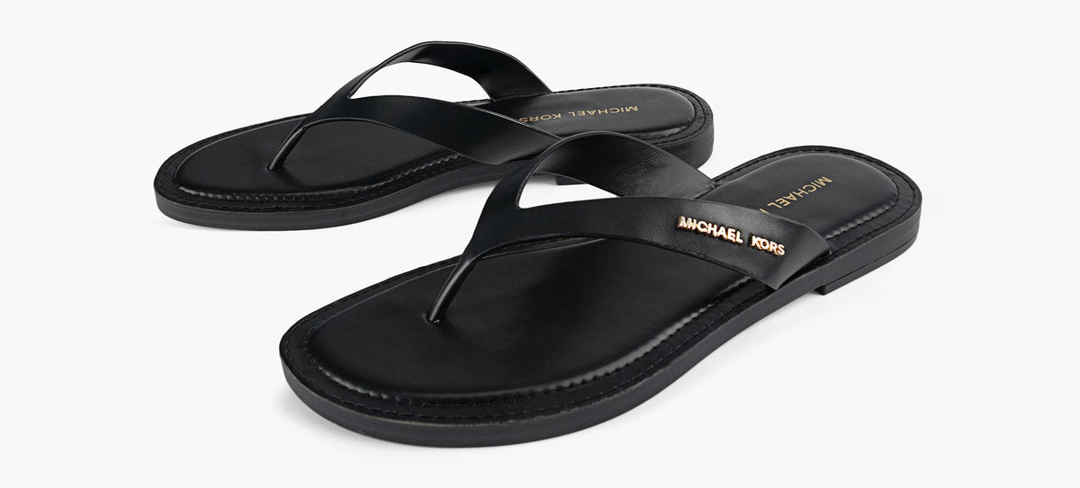 MICHAEL KORS KOKOFLIPFLOP in BLACK view 4