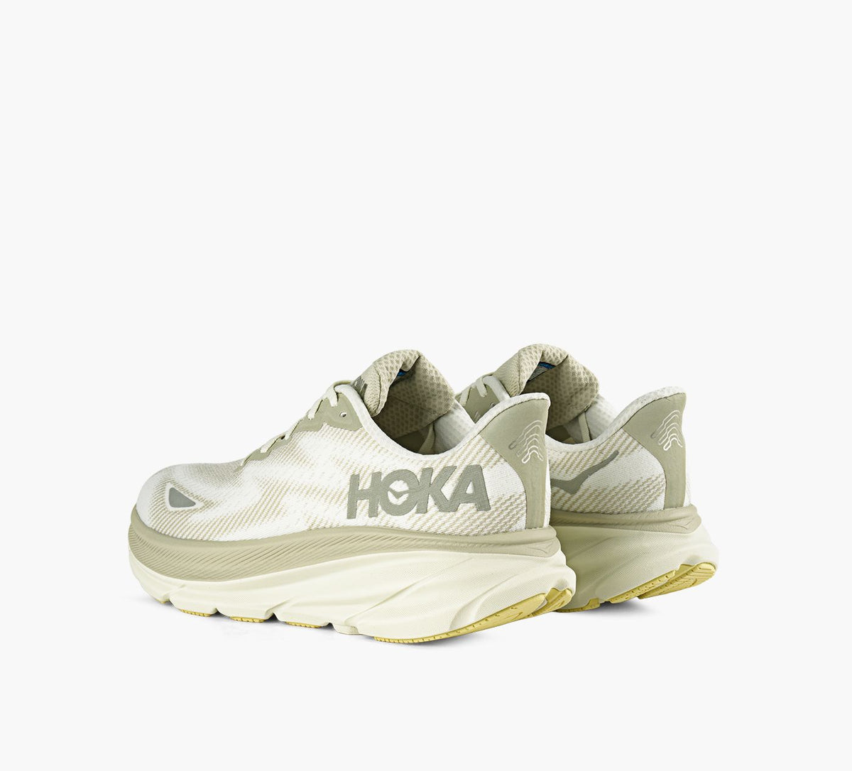 HOKA CLIFTON9GTX en BEIGE vue 3
