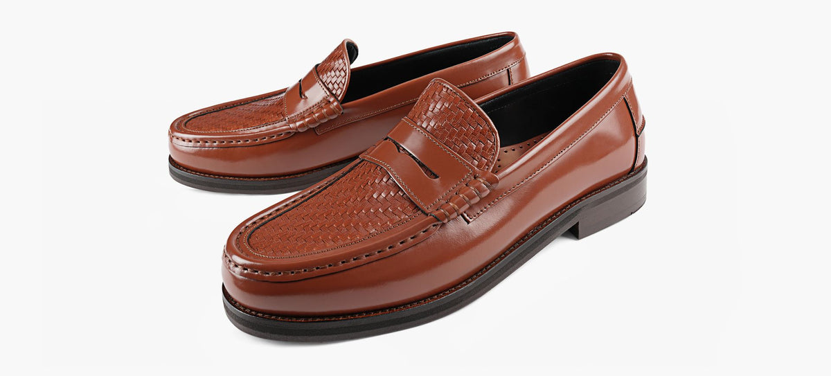 BROWNS CASSIA in TAN view 4