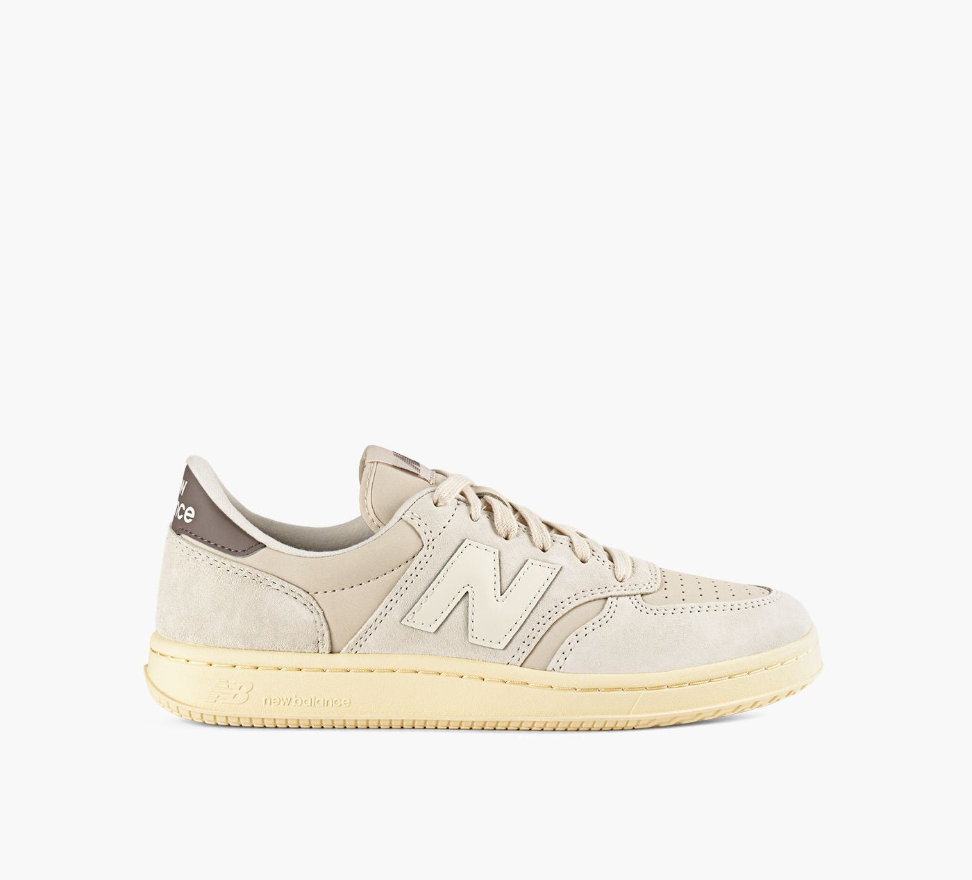 NEW BALANCE T500 en BEIGE