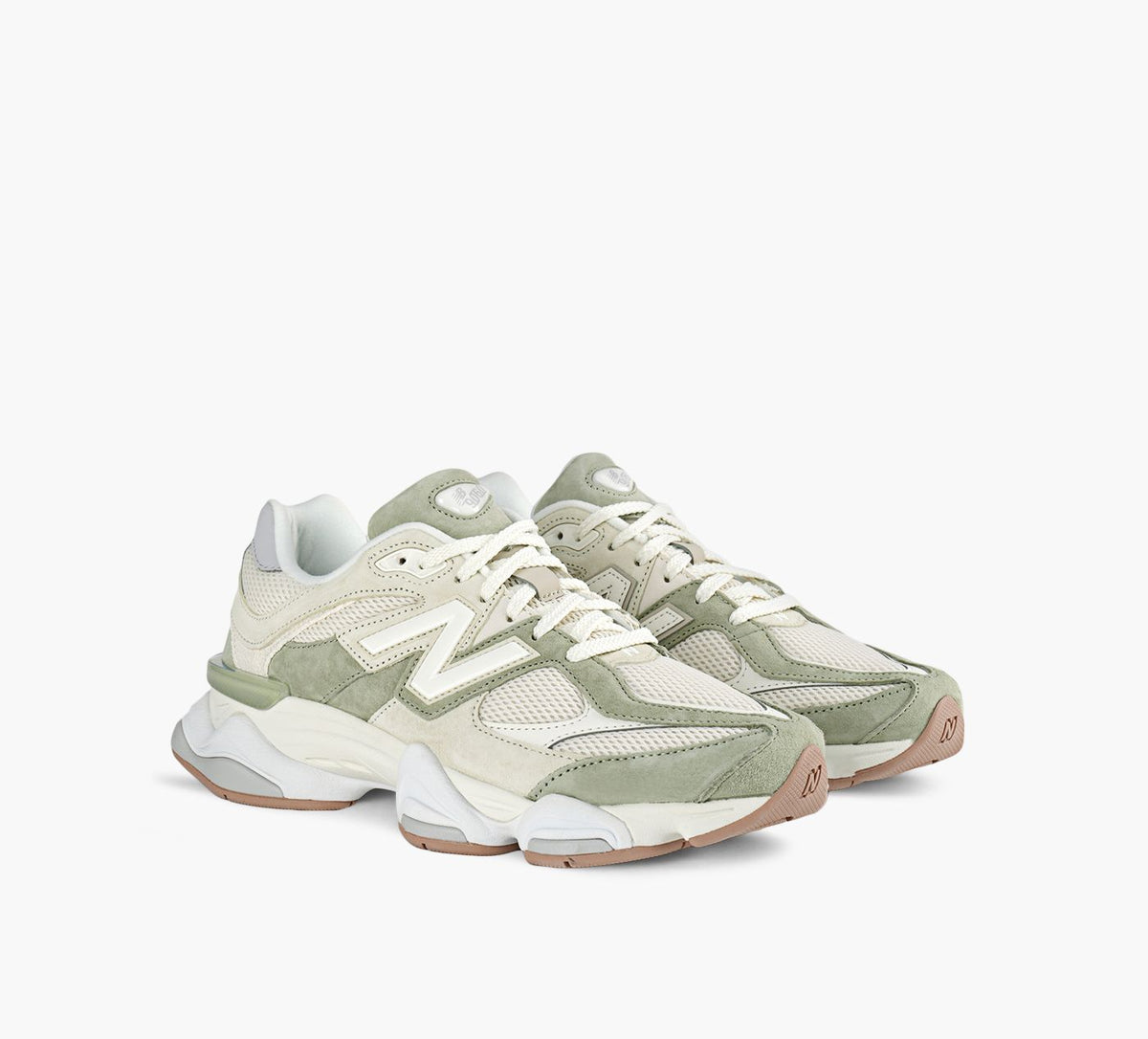NEW BALANCE 9060 in TAUPE view 2