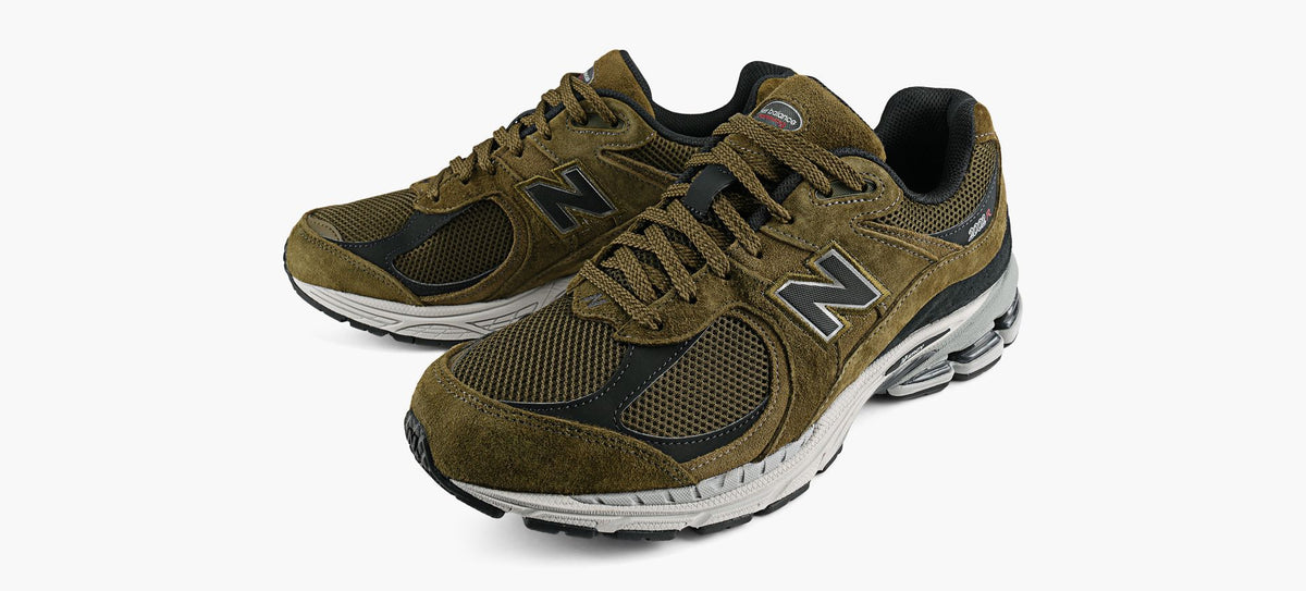 NEW BALANCE 2002R en KHAKI vue 4