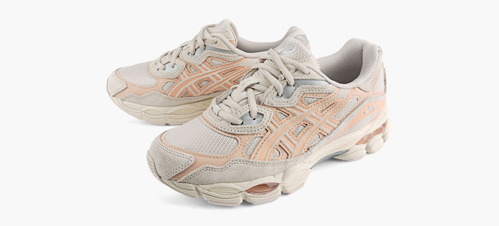 ASICS GELNYC in BEIGE view 4