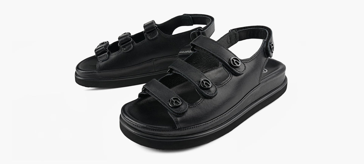 WISHBONE MONICASANDAL in BLACK view 4