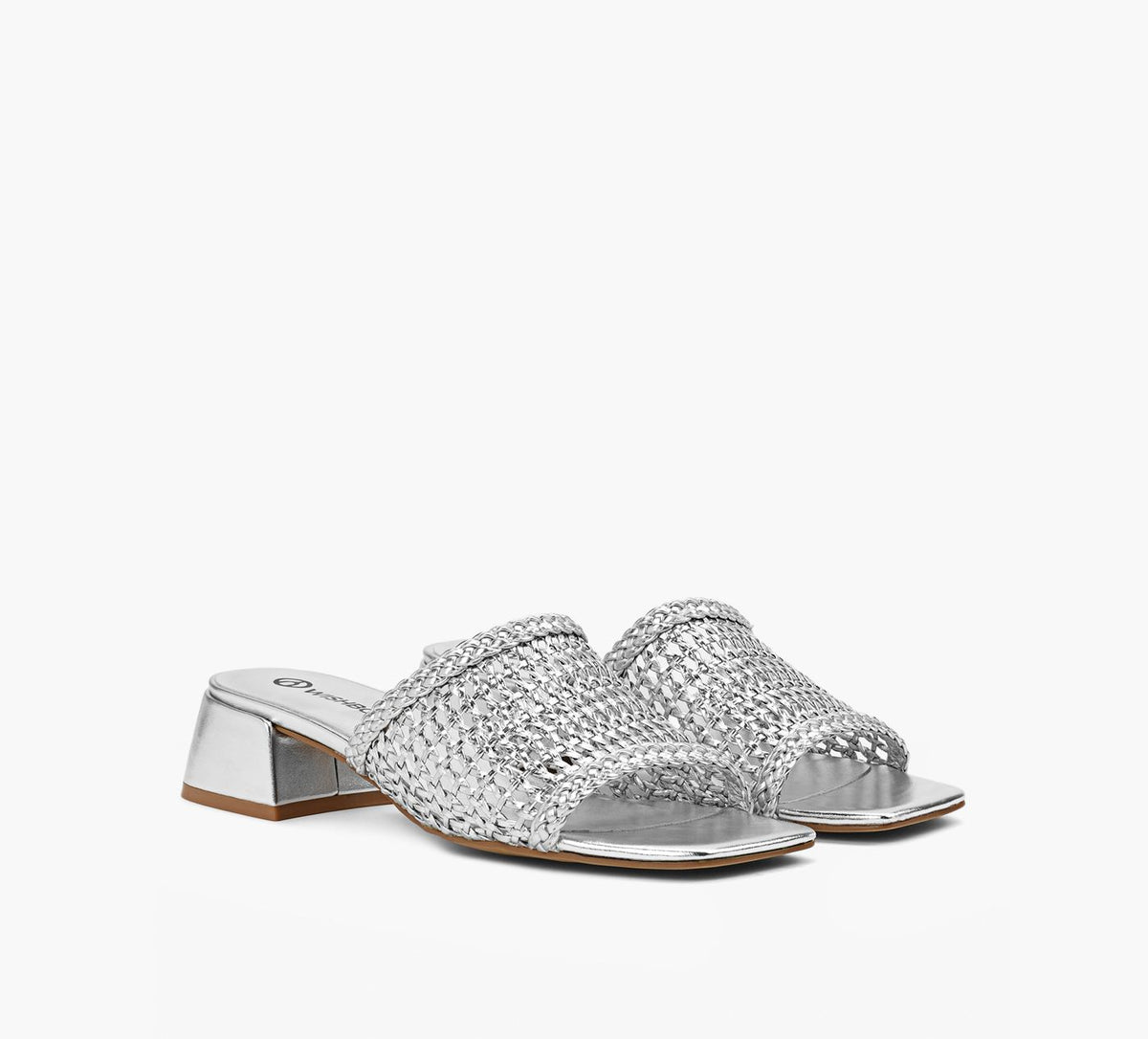 WISHBONE ISLAWOVENSANDAL in SILVER view 2