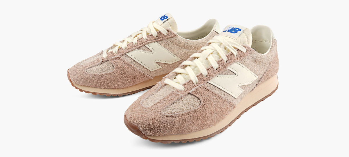 NEW BALANCE 471 in TAUPE view 4