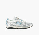 NEW BALANCE 204L in WHITE