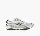 NEW BALANCE 204L in WHITE