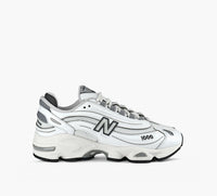 NEW BALANCE 1000 in WHITE