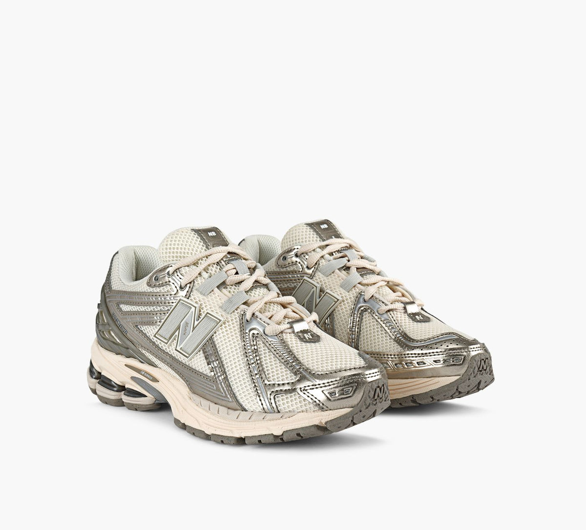NEW BALANCE 1906R in BEIGE view 2