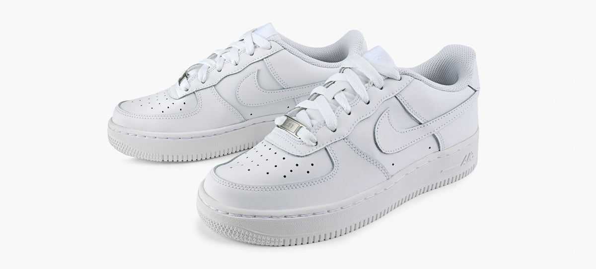 NIKE AIRFORCE1LE in WHITE view 4