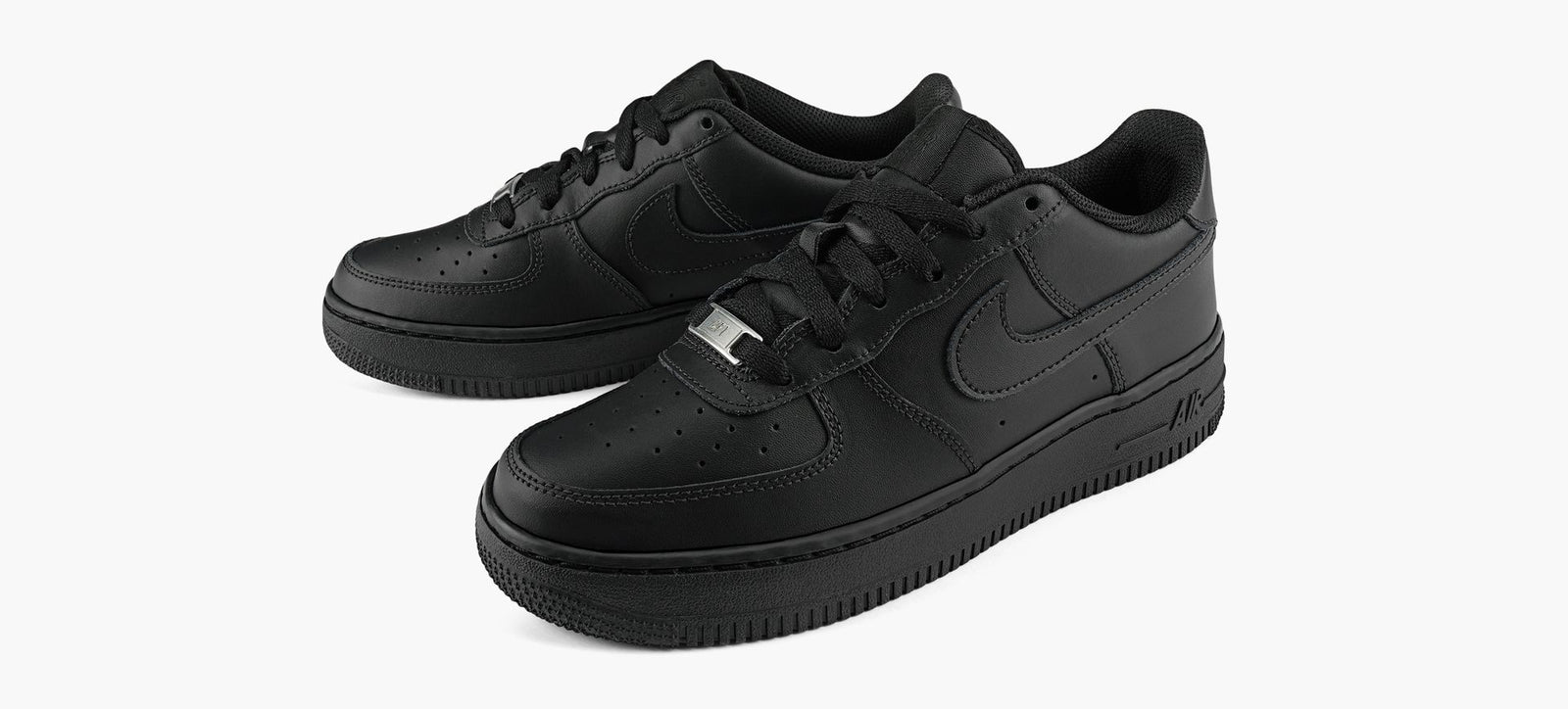NIKE AIRFORCE1LE in BLACK view 4