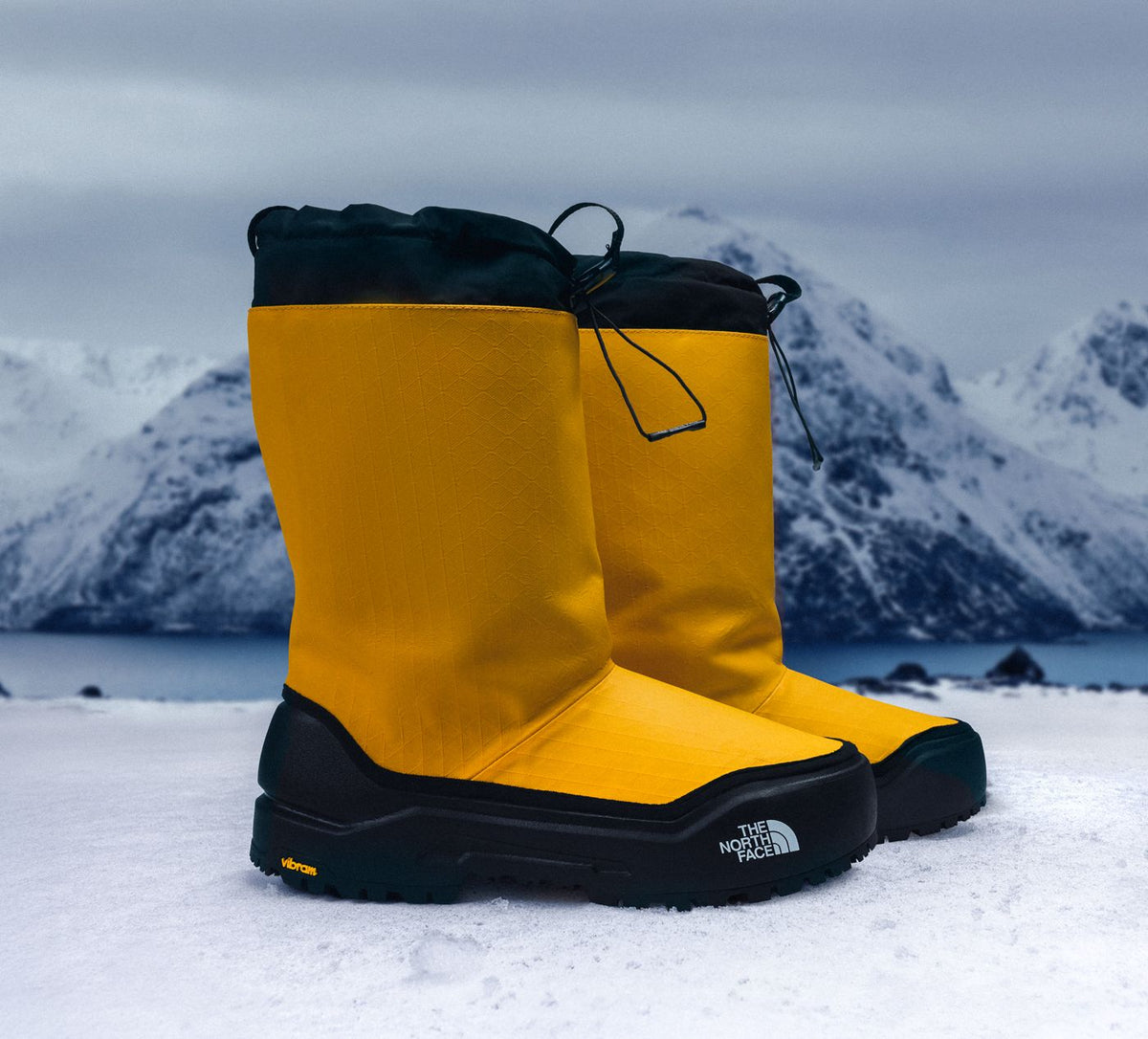 THE NORTH FACE BASECAMP200WATERPROOF in ORANGE view 7