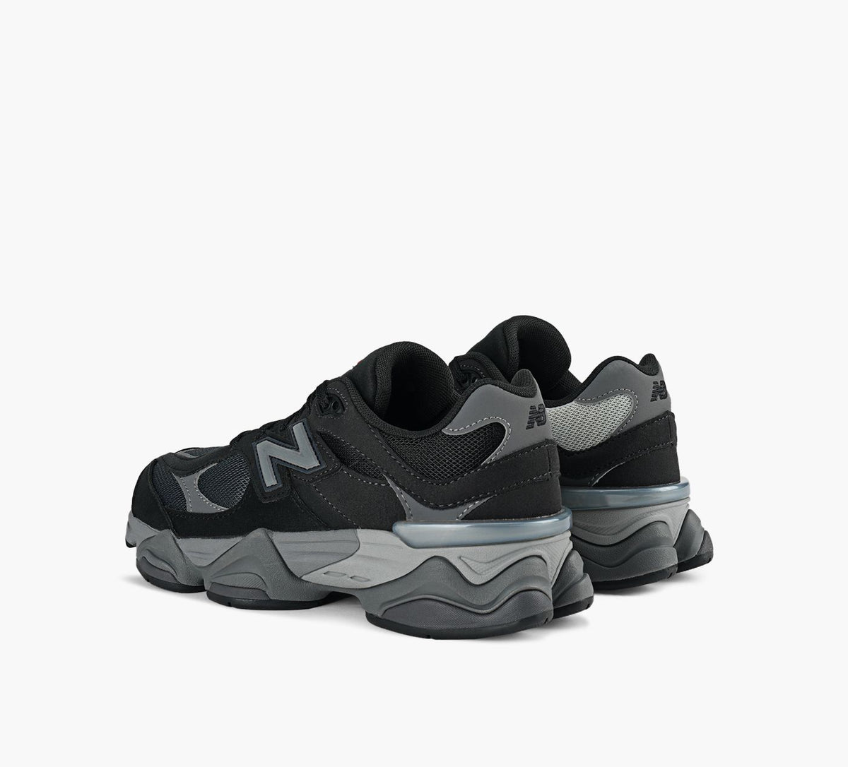 NEW BALANCE 9060 in BLACK view 3