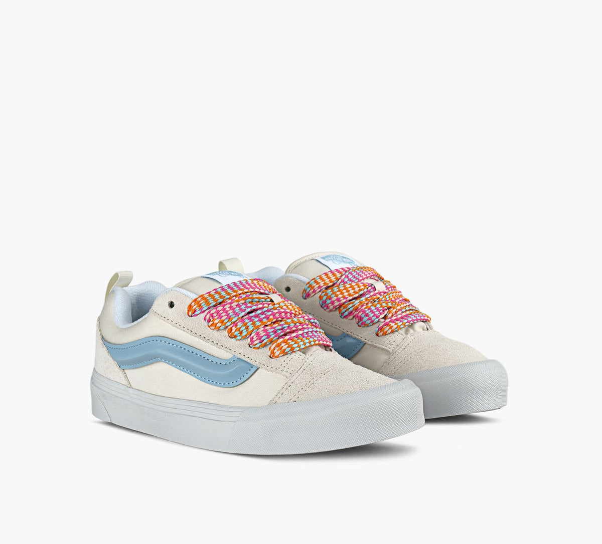 VANS KNUSKOOL in WHITE view 2