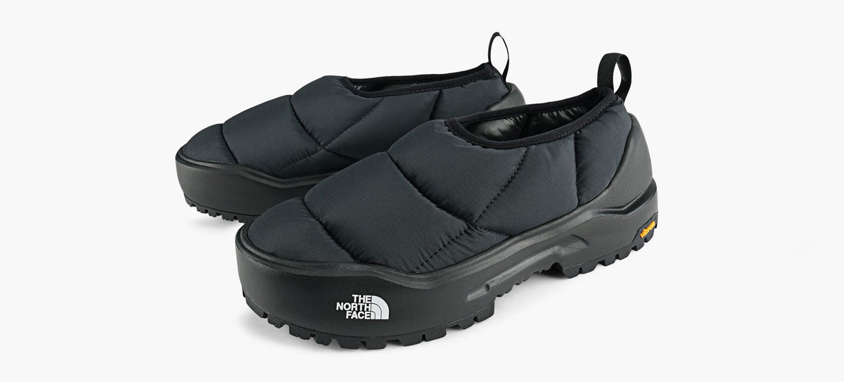 THE NORTH FACE BASECAMPTHERMOBALLMULE in BLACK view 4