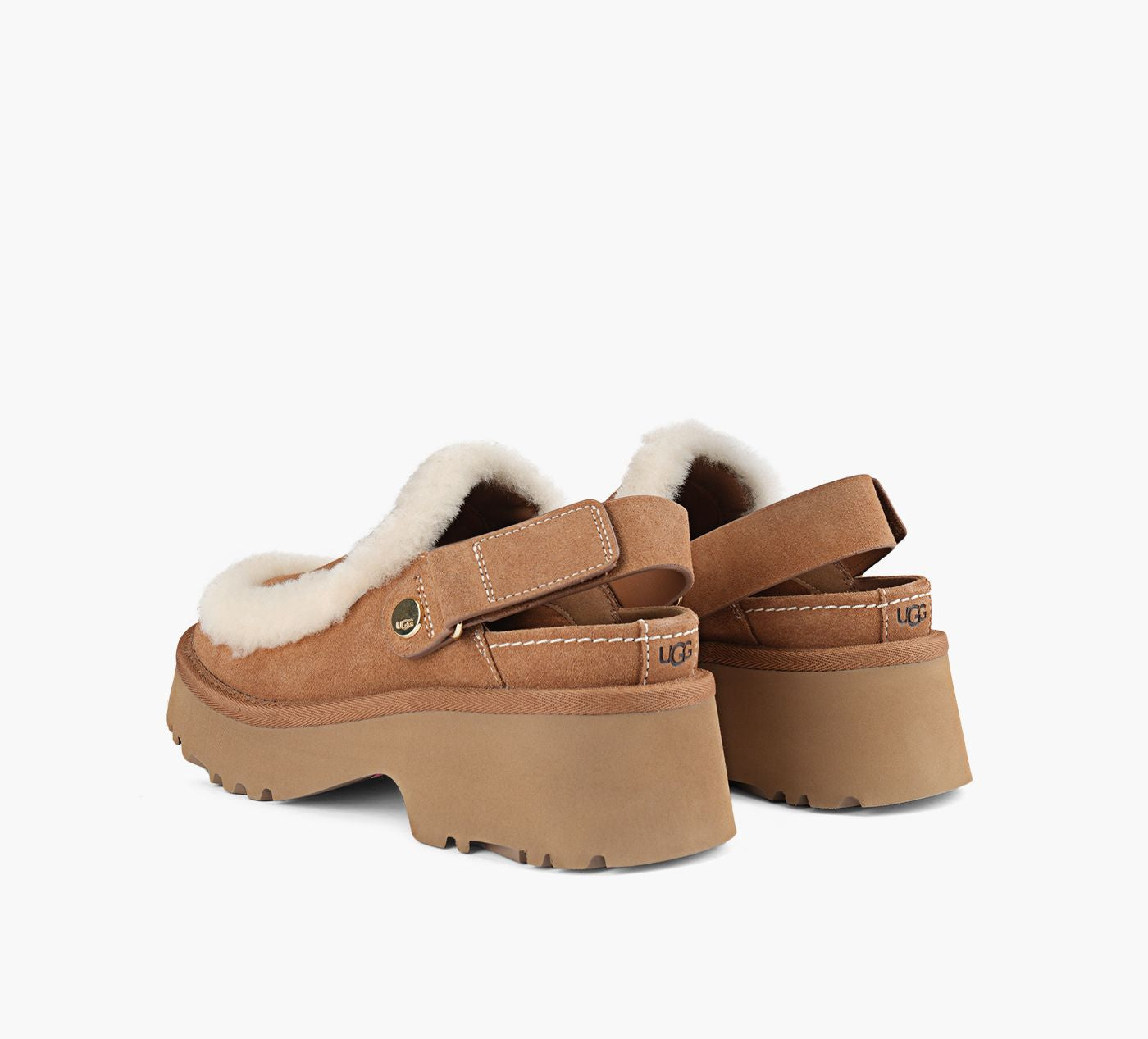 UGG ESMEECLOG in TAN view 3