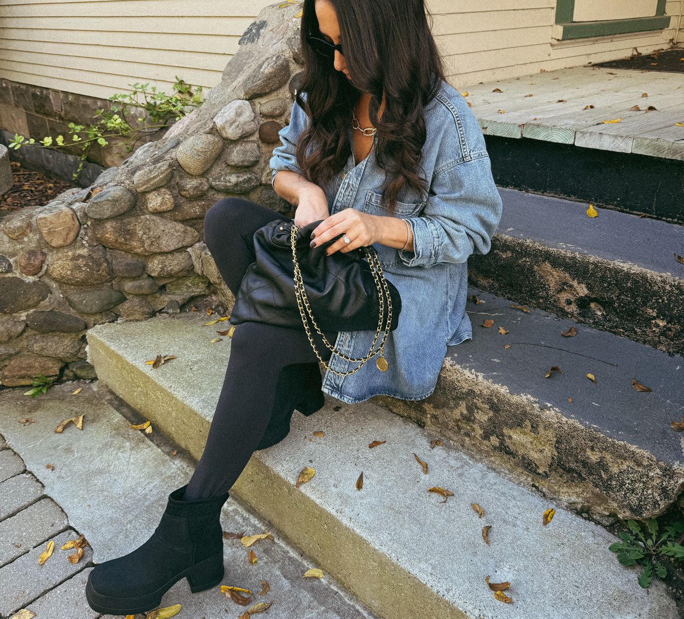 UGG BOTTINECHELSEAMOXY en NOIR vue 91