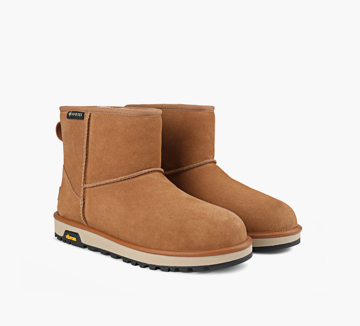 UGG CLASSICMINIGTX en TAN vue 2